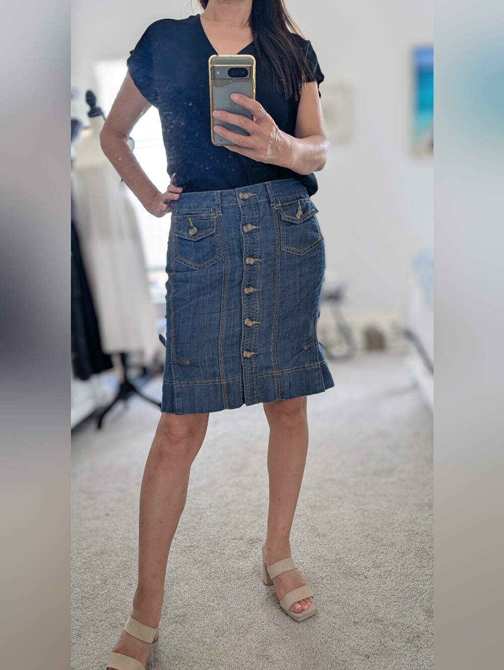 Button-Front Denim Pencil Skirt in Blue